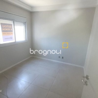 Apartamento com 94m², 3 quartos (sendo 1 suíte), 2 garagens, no bairro Capoeiras em Florianópolis