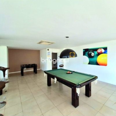 Apartamento com 94m², 3 quartos (sendo 1 suíte), 2 garagens, no bairro Capoeiras em Florianópolis