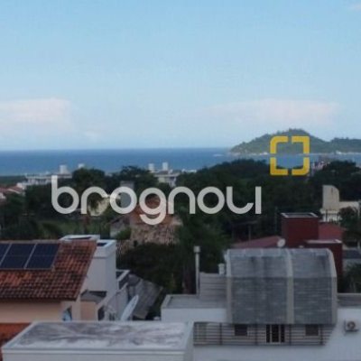 Casa com 167m², 3 quartos (sendo 1 suíte), 1 garagem, no bairro Campeche em Florianópolis