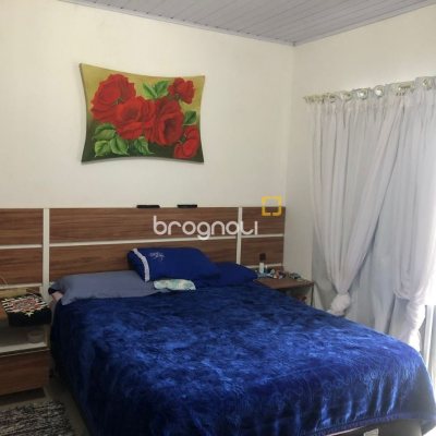 Casa com 99m², 2 quartos (sendo 1 suíte), no bairro Rio Vermelho em Florianópolis