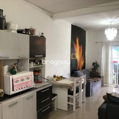Casa com 99m², 2 quartos (sendo 1 suíte), no bairro Rio Vermelho em Florianópolis
