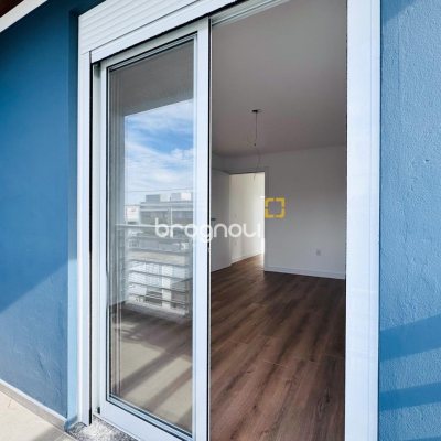 Casa com 170m², 3 quartos (sendo 1 suíte), 2 garagens, no bairro Campeche em Florianópolis