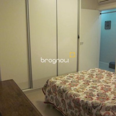 Apartamento com 115m², 3 quartos (sendo 3 suítes), 2 garagens, no bairro Jurerê Internacional em Florianópolis