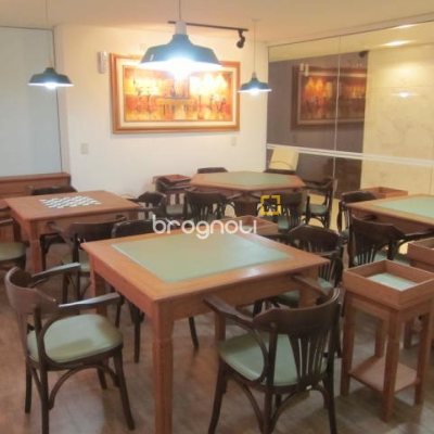 Apartamento com 115m², 3 quartos (sendo 3 suítes), 2 garagens, no bairro Jurerê Internacional em Florianópolis