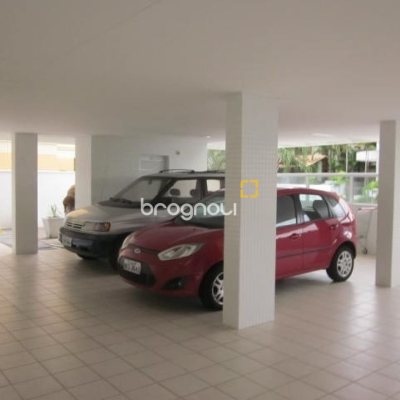 Apartamento com 115m², 3 quartos (sendo 3 suítes), 2 garagens, no bairro Jurerê Internacional em Florianópolis