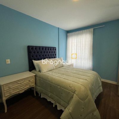 Cobertura com 209m², 4 quartos (sendo 4 suítes), 3 garagens, no bairro Cachoeira do Bom Jesus em Florianópolis