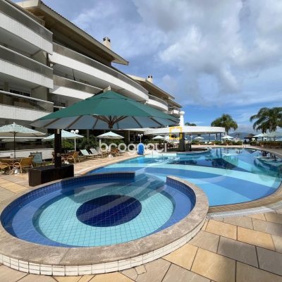 Cobertura com 209m², 4 quartos (sendo 4 suítes), 3 garagens, no bairro Cachoeira do Bom Jesus em Florianópolis