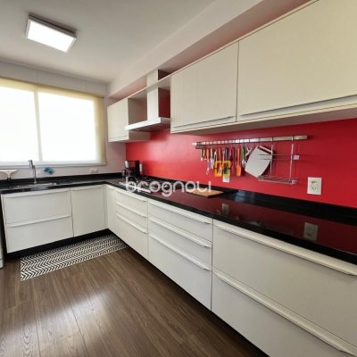 Cobertura com 209m², 4 quartos (sendo 4 suítes), 3 garagens, no bairro Cachoeira do Bom Jesus em Florianópolis