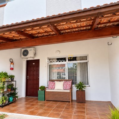 Apartamento com 83m², 2 quartos, 1 garagem, no bairro Canasvieiras em Florianópolis