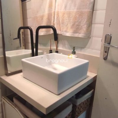 Apartamento com 83m², 2 quartos, 1 garagem, no bairro Canasvieiras em Florianópolis