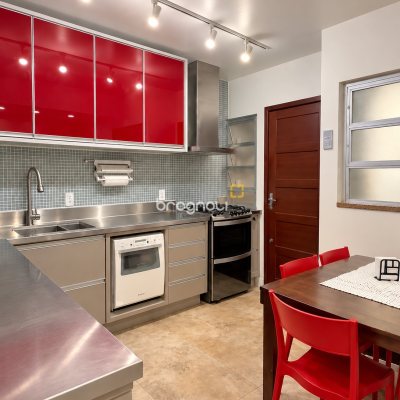 Apartamento com 83m², 2 quartos, 1 garagem, no bairro Canasvieiras em Florianópolis