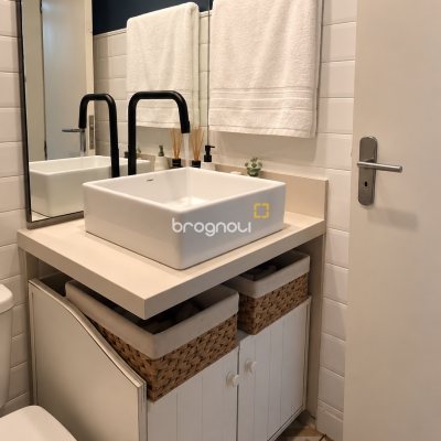 Apartamento com 83m², 2 quartos, 1 garagem, no bairro Canasvieiras em Florianópolis