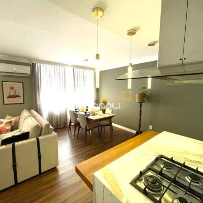 Apartamento com 77m², 2 quartos (sendo 1 suíte), 1 garagem, no bairro Agronômica em Florianópolis