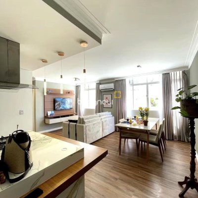 Apartamento com 77m², 2 quartos (sendo 1 suíte), 1 garagem, no bairro Agronômica em Florianópolis