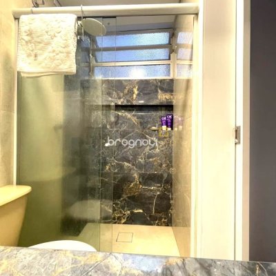 Apartamento com 77m², 2 quartos (sendo 1 suíte), 1 garagem, no bairro Agronômica em Florianópolis