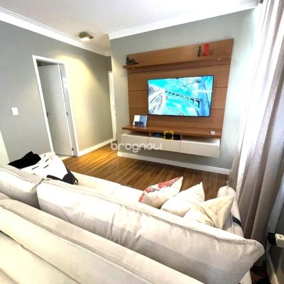 Apartamento com 77m², 2 quartos (sendo 1 suíte), 1 garagem, no bairro Agronômica em Florianópolis