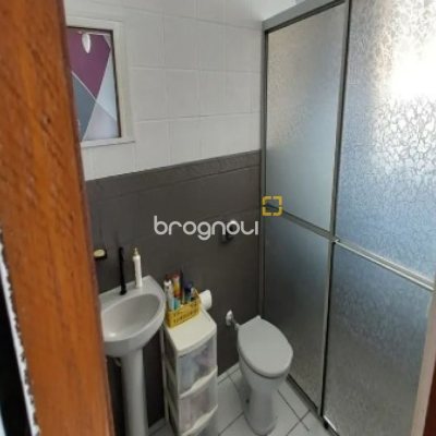 Casa com 144m², 4 quartos (sendo 1 suíte), 2 garagens, no bairro Ingleses em Florianópolis