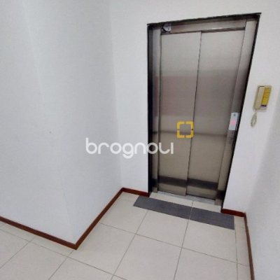 Apartamento com 90m², 3 quartos (sendo 1 suíte), 1 garagem, no bairro Rio Caveiras em Biguaçu