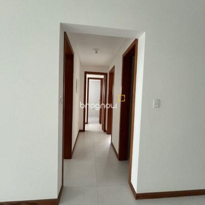 Apartamento com 90m², 3 quartos (sendo 1 suíte), 1 garagem, no bairro Rio Caveiras em Biguaçu