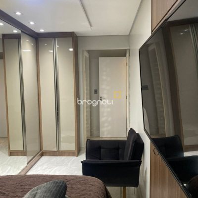 Cobertura com 102m², 2 quartos (sendo 1 suíte), no bairro São João do Rio Vermelho em Florianópolis