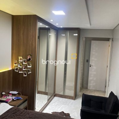 Cobertura com 102m², 2 quartos (sendo 1 suíte), no bairro São João do Rio Vermelho em Florianópolis