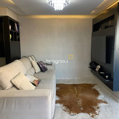 Cobertura com 102m², 2 quartos (sendo 1 suíte), no bairro São João do Rio Vermelho em Florianópolis