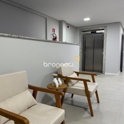 Studio com 50m², 1 quarto (sendo 1 suíte), 1 garagem, no bairro Centro em Florianópolis
