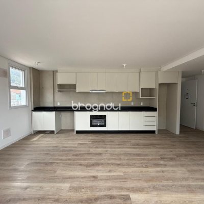 Studio com 40m², 1 quarto, 1 garagem, no bairro Centro em Florianópolis