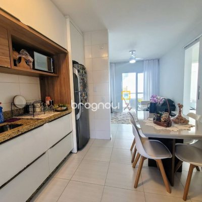 Apartamento com 85m², 3 quartos (sendo 1 suíte), 1 garagem, no bairro Pedra Branca em Palhoça