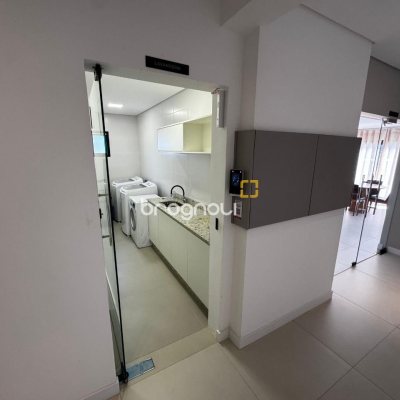 Studio com 32m², 1 quarto, 1 garagem, no bairro Ribeirão da Ilha em Florianópolis