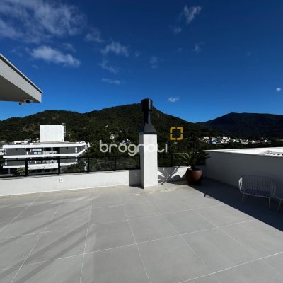 Studio com 32m², 1 quarto, 1 garagem, no bairro Ribeirão da Ilha em Florianópolis