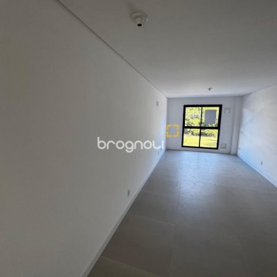 Studio com 32m², 1 quarto, 1 garagem, no bairro Ribeirão da Ilha em Florianópolis