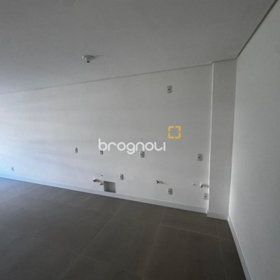 Studio com 32m², 1 quarto, 1 garagem, no bairro Ribeirão da Ilha em Florianópolis
