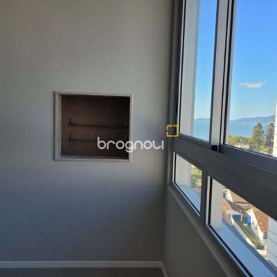 Apartamento com 139m², 3 quartos (sendo 3 suítes), 2 garagens, no bairro Jardim Atlântico em Florianópolis