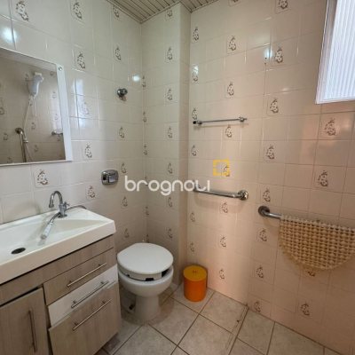Apartamento com 163m², 5 quartos, 2 garagens, no bairro Balneário em Florianópolis