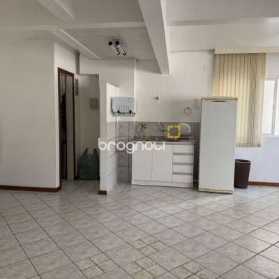 Apartamento com 163m², 5 quartos, 2 garagens, no bairro Balneário em Florianópolis