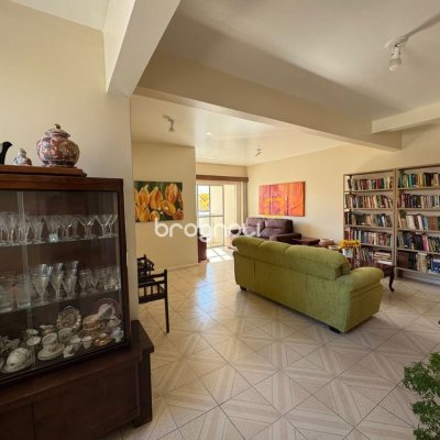 Apartamento com 163m², 5 quartos, 2 garagens, no bairro Balneário em Florianópolis