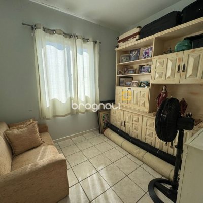 Apartamento com 163m², 5 quartos, 2 garagens, no bairro Balneário em Florianópolis