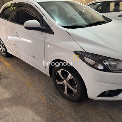 Apartamento com 163m², 5 quartos, 2 garagens, no bairro Balneário em Florianópolis