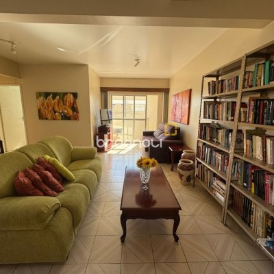 Apartamento com 163m², 5 quartos, 2 garagens, no bairro Balneário em Florianópolis