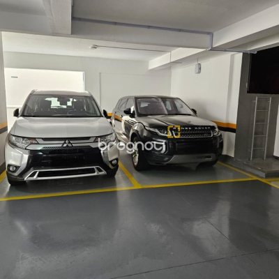 Cobertura com 140m², 3 quartos (sendo 1 suíte), 2 garagens, no bairro Kobrasol em São José