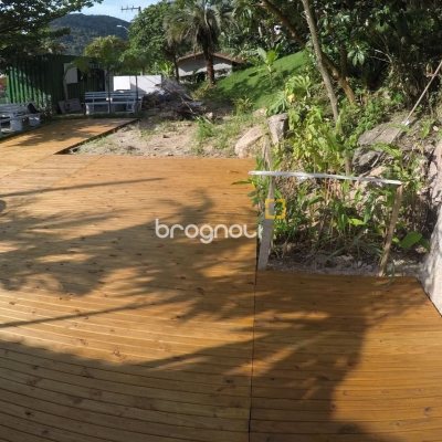Terreno com 15546m², no bairro Sambaqui em Florianópolis