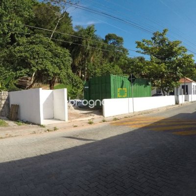 Terreno com 15546m², no bairro Sambaqui em Florianópolis