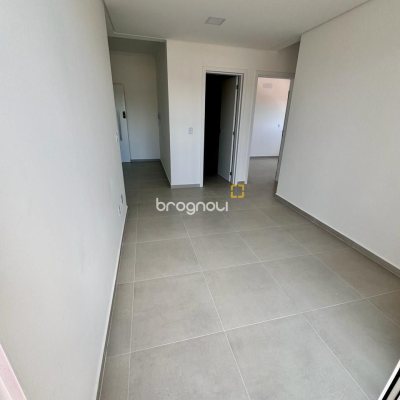 Apartamento com 90m², 2 quartos (sendo 1 suíte), 1 garagem, no bairro Ingleses em Florianópolis