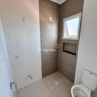 Apartamento com 90m², 2 quartos (sendo 1 suíte), 1 garagem, no bairro Ingleses em Florianópolis
