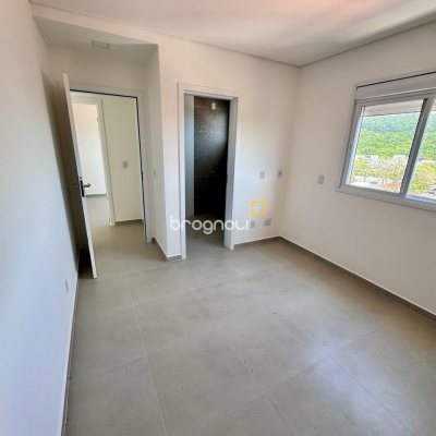 Apartamento com 90m², 2 quartos (sendo 1 suíte), 1 garagem, no bairro Ingleses em Florianópolis