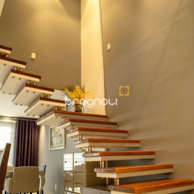 Apartamento com 156m², 2 quartos (sendo 2 suítes), 2 garagens, no bairro Centro em Florianópolis