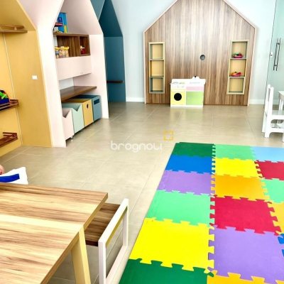 Apartamento com 112m², 3 quartos (sendo 1 suíte), 2 garagens, no bairro Ingleses em Florianópolis