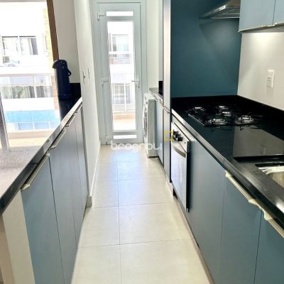 Apartamento com 112m², 3 quartos (sendo 1 suíte), 2 garagens, no bairro Ingleses em Florianópolis