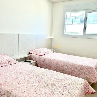 Apartamento com 112m², 3 quartos (sendo 1 suíte), 2 garagens, no bairro Ingleses em Florianópolis